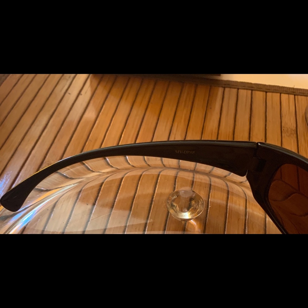 Cynthia Rowley for‎ B Robinson Black sunglasses - Picture 3 of 13